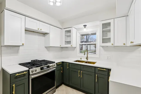 $329,900 | 3347 South 47th Street, Greenfield, WI 53219