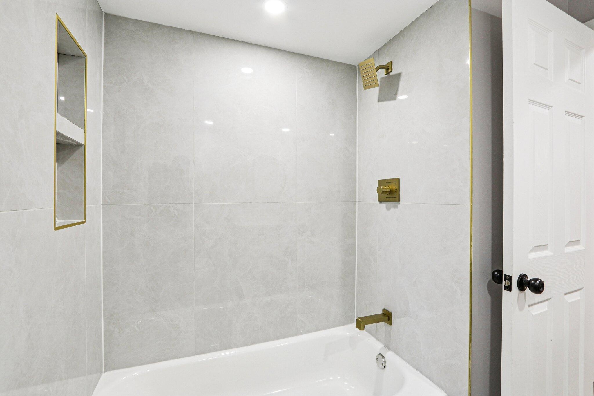 3347 South 47th Street Greenfield, WI 53219 - Photo 11 of 30 Main Level Bathroom