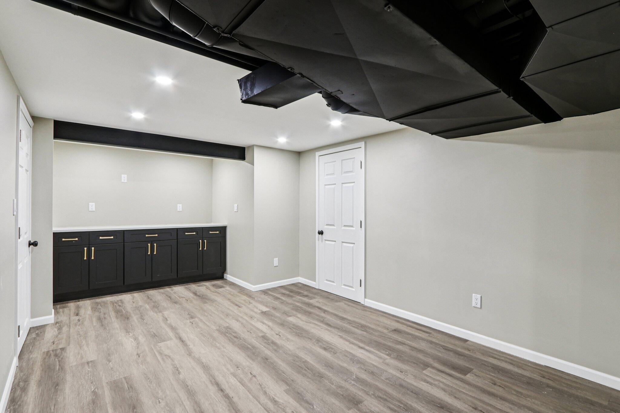 3347 South 47th Street Greenfield, WI 53219 - Photo 24 of 30 lower level