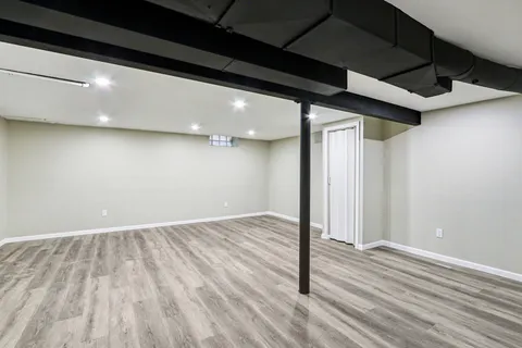 $329,900 | 3347 South 47th Street, Greenfield, WI 53219