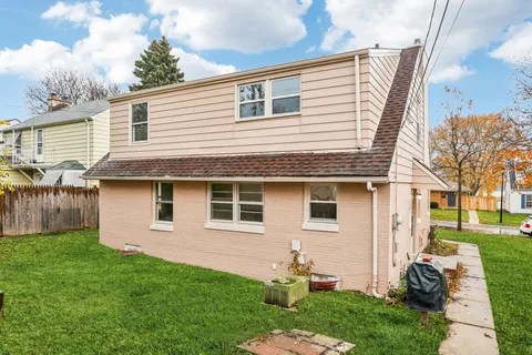 $329,900 | 3347 South 47th Street, Greenfield, WI 53219