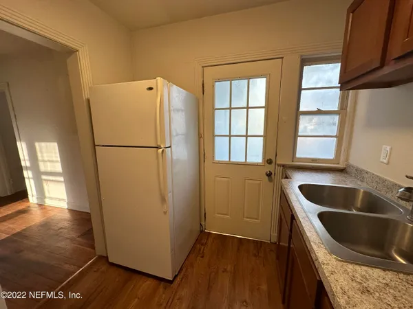 $1,100 | 1641 Larue Avenue, Unit 2, Jacksonville, FL 32207