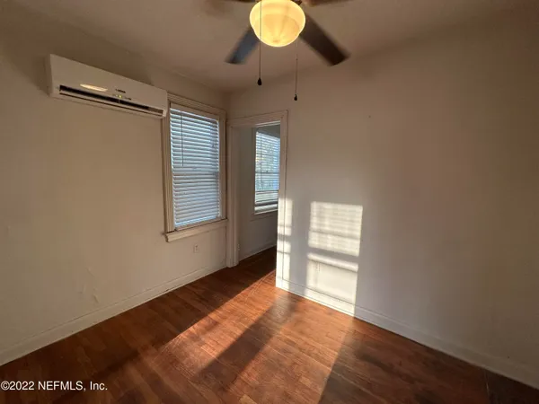 $1,100 | 1641 Larue Avenue, Unit 2, Jacksonville, FL 32207