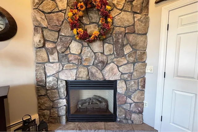 $869,900 | 41 Clearwater Drive, Dover, NH 03820