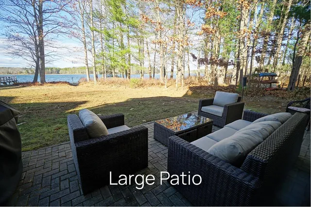 $869,900 | 41 Clearwater Drive, Dover, NH 03820