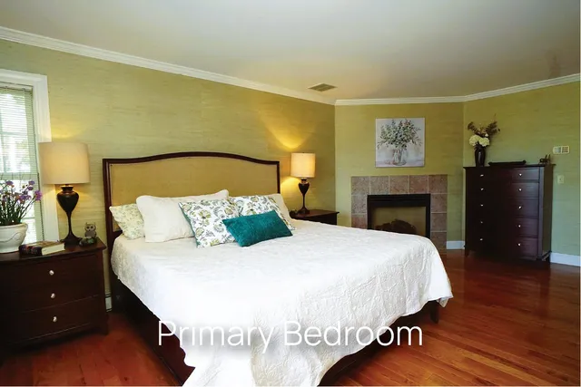 $869,900 | 41 Clearwater Drive, Dover, NH 03820