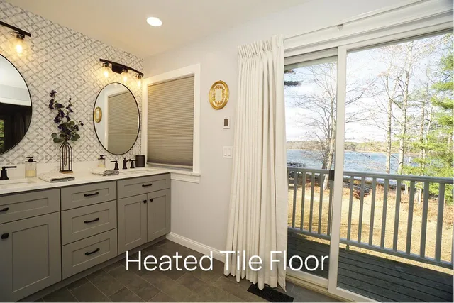 $869,900 | 41 Clearwater Drive, Dover, NH 03820