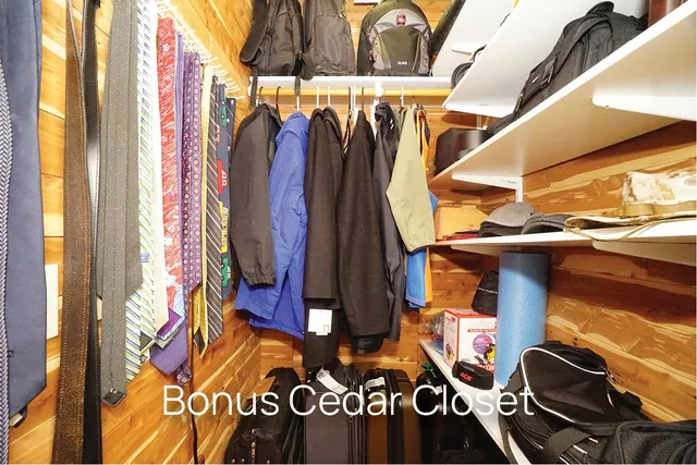 $869,900 | 41 Clearwater Drive, Dover, NH 03820