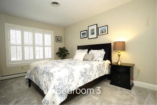 $869,900 | 41 Clearwater Drive, Dover, NH 03820