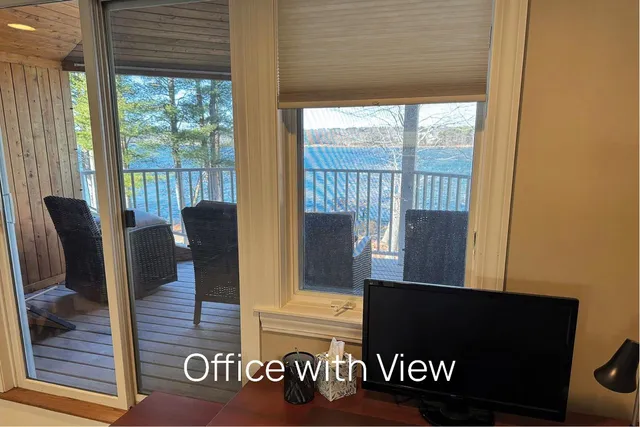 $869,900 | 41 Clearwater Drive, Dover, NH 03820