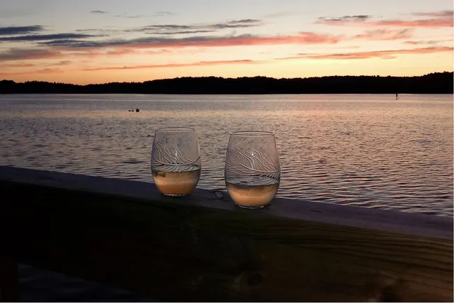 $869,900 | 41 Clearwater Drive, Dover, NH 03820