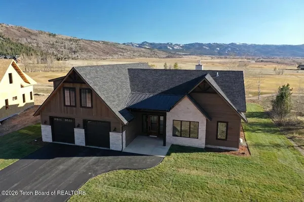 $2,350,000 | 371 Desert Fox Lane, Victor, ID 83455