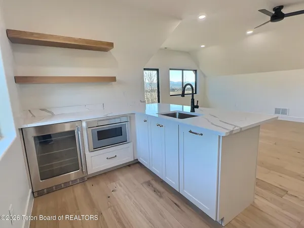 $2,350,000 | 371 Desert Fox Lane, Victor, ID 83455