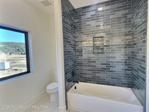 $2,350,000 | 371 Desert Fox Lane, Victor, ID 83455