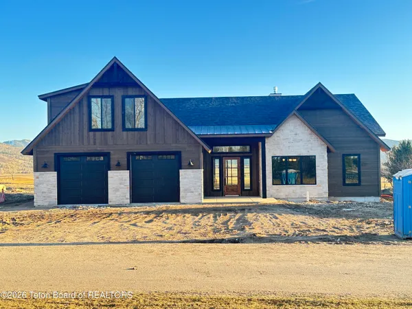 $2,350,000 | 371 Desert Fox Lane, Victor, ID 83455