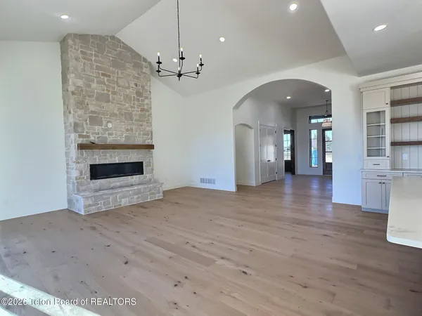 $2,350,000 | 371 Desert Fox Lane, Victor, ID 83455