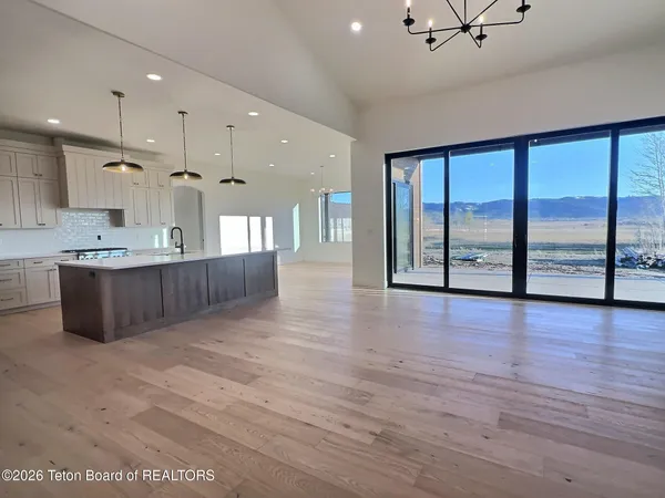 $2,350,000 | 371 Desert Fox Lane, Victor, ID 83455