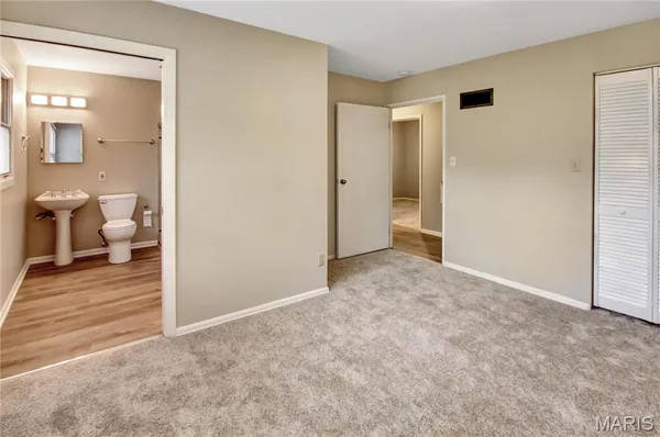 $2,350 | 3 Pem Road, St. Louis, MO 63146