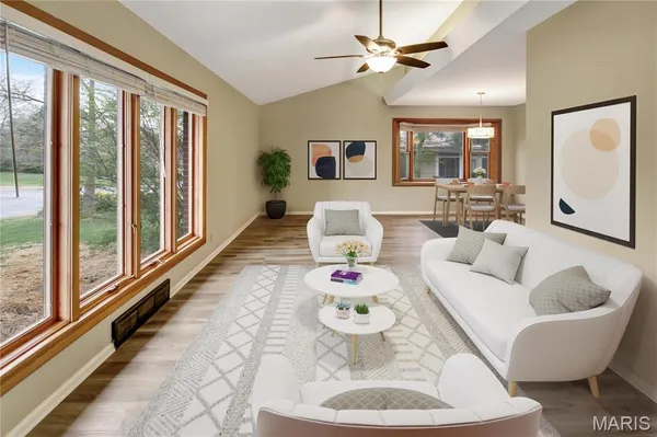 $2,350 | 3 Pem Road, St. Louis, MO 63146