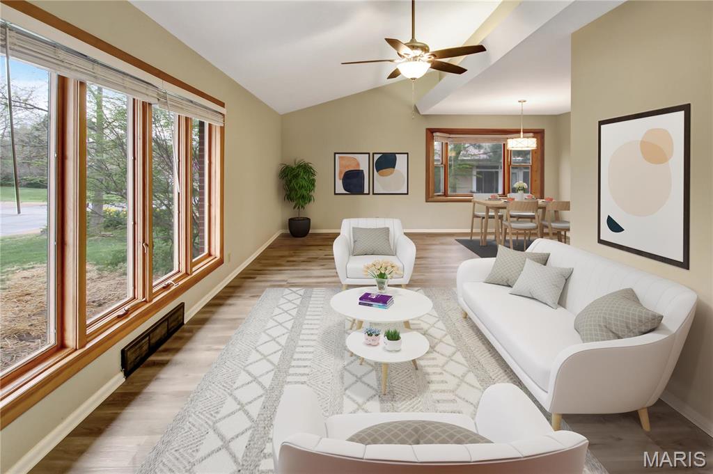 3 Pem Road St. Louis, MO 63146 - Photo 2 of 20