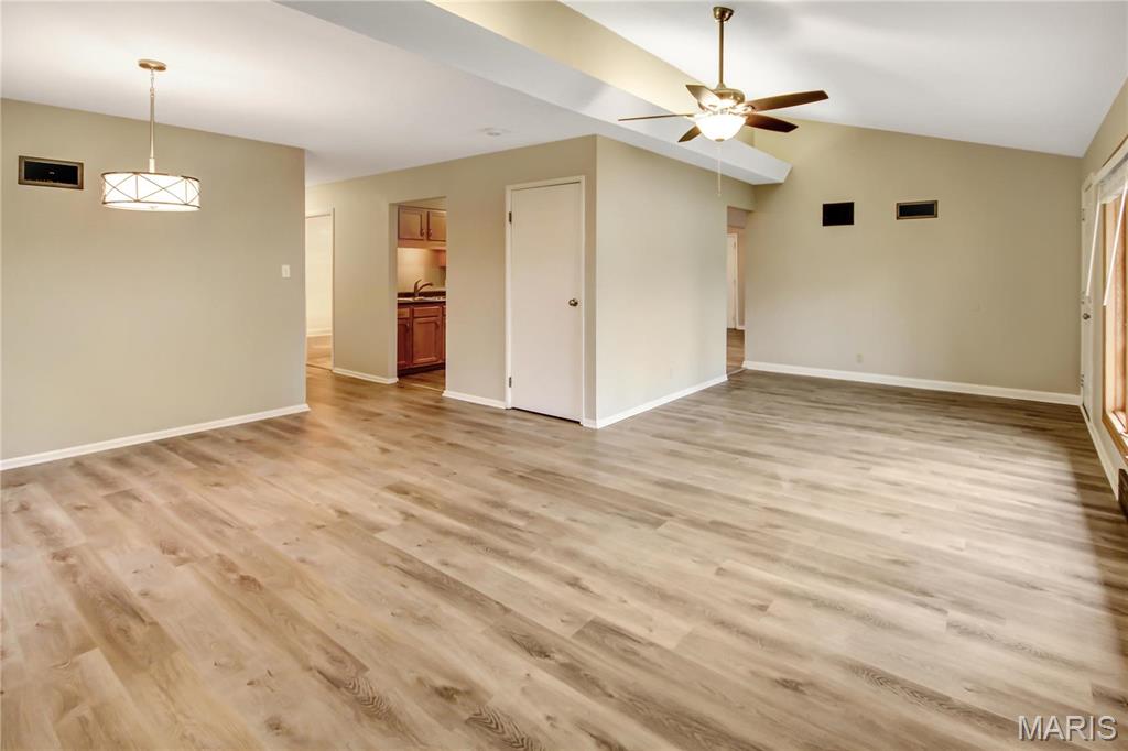 3 Pem Road St. Louis, MO 63146 - Photo 4 of 20
