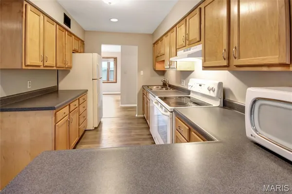 $2,350 | 3 Pem Road, St. Louis, MO 63146