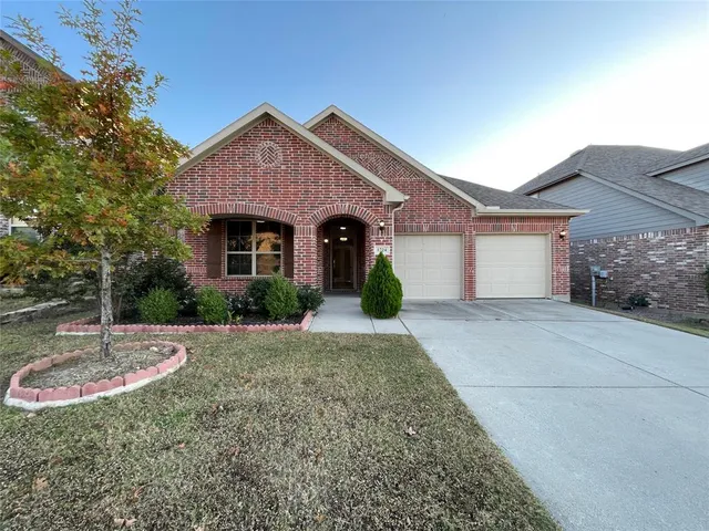 $2,350 | 1724 Lone Lynx Way, Wylie, TX 75098
