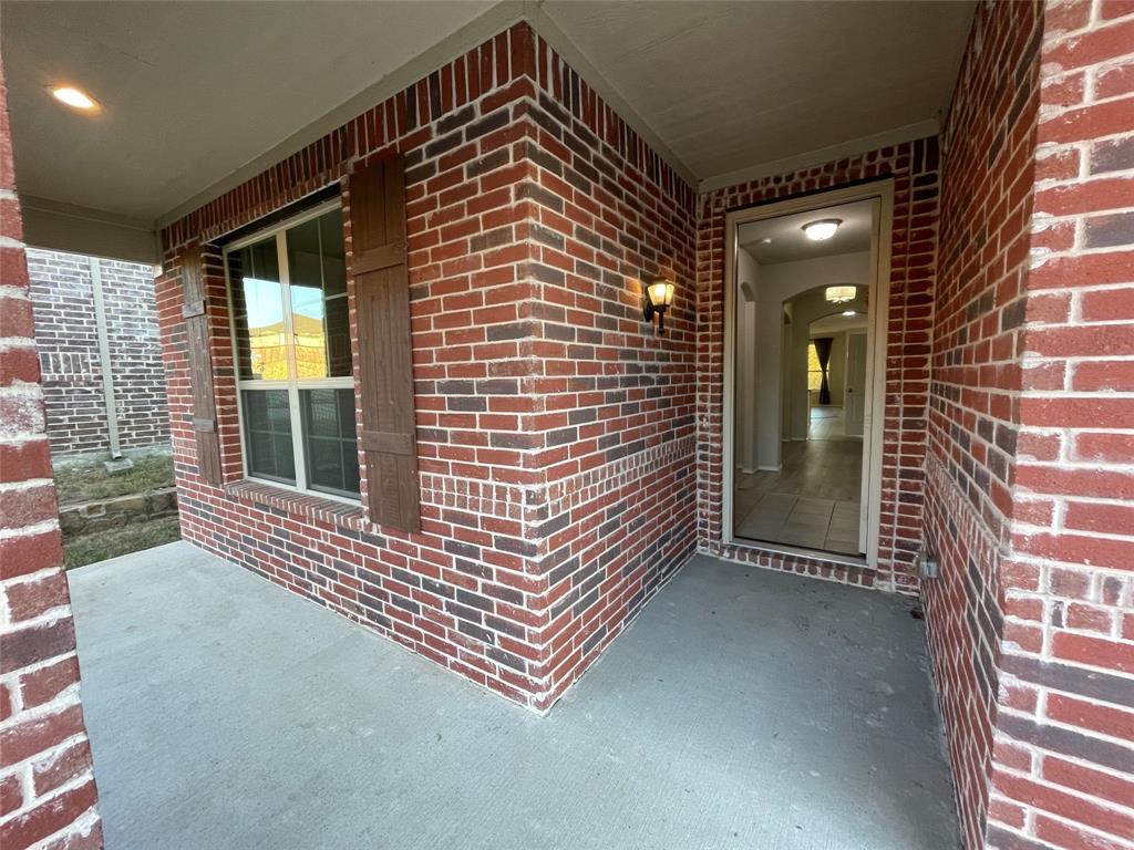1724 Lone Lynx Way Wylie, TX 75098 - Photo 27 of 32 Covered Porch