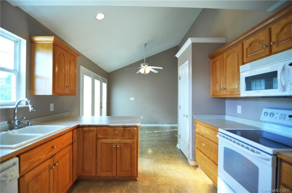 2164 Cane Mill Road, Unit 3 Lancaster, SC 29720 - Photo 5 of 17 Gallery Image 5