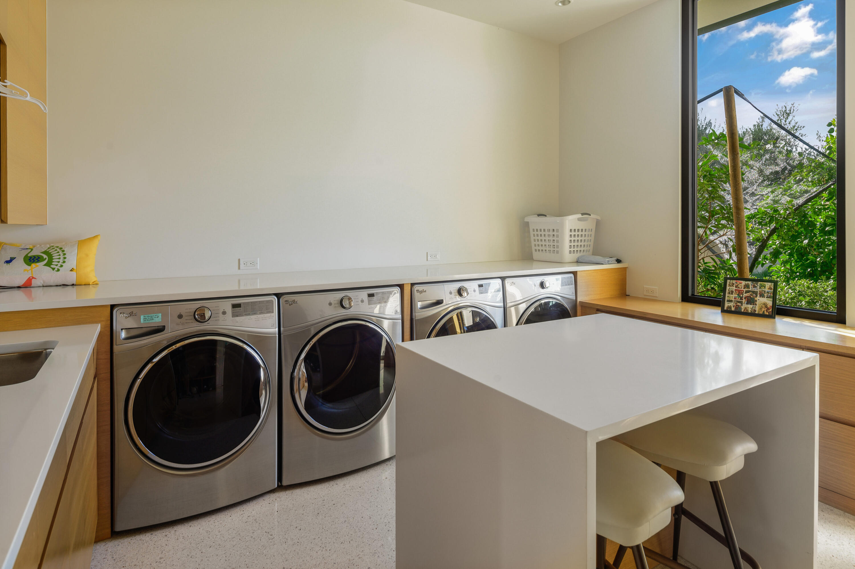 70155 Carson Road Rancho Mirage, CA 92270 - Photo 22 of 56 a view of a room with washer and dryer