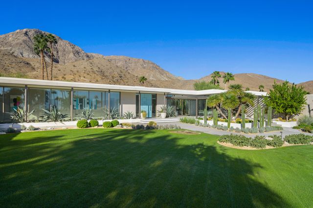 $7,700,000 | 70155 Carson Road, Rancho Mirage, CA 92270