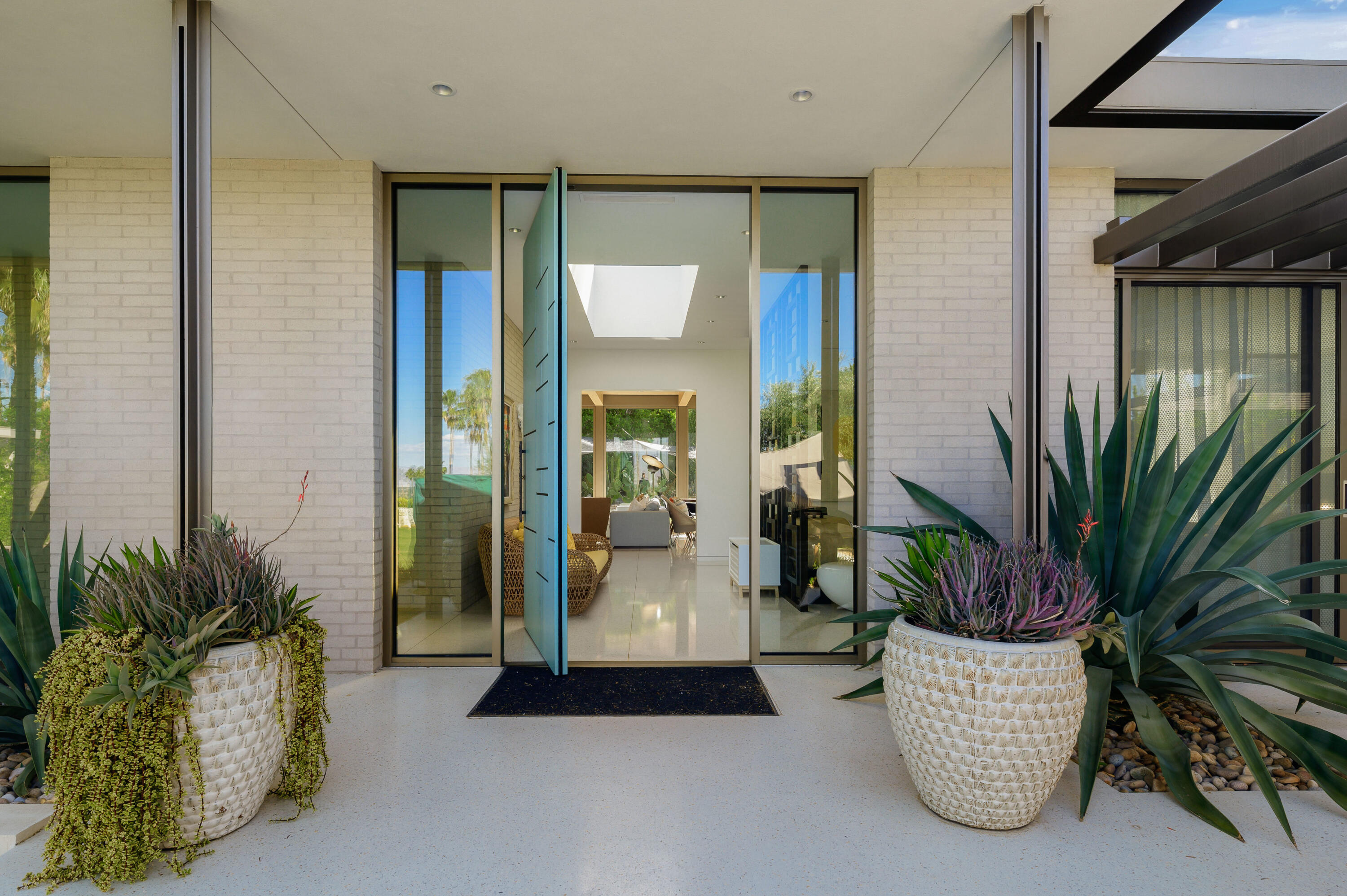 70155 Carson Road Rancho Mirage, CA 92270 - Photo 8 of 56 70155 Carson Rd Rancho Mirage-print-020-