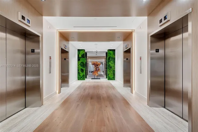 $699,000 | 2301 Collins Avenue, Unit 329, Miami Beach, FL 33139