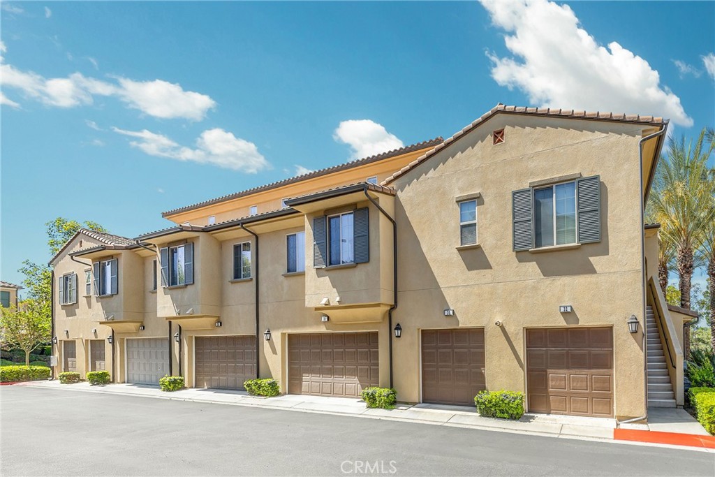 24 Full Moon Irvine, CA 92618 - Photo 37 of 68
