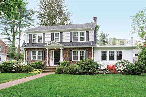 76 Moffat Road Newton, MA 02468 - Photo 1 of 8