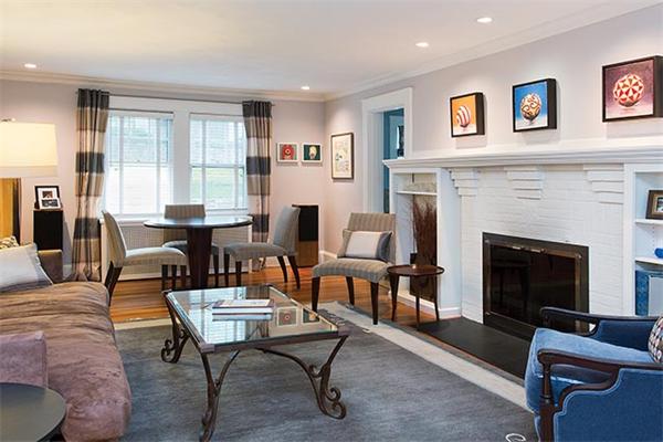 76 Moffat Road Newton, MA 02468 - Photo 2 of 8