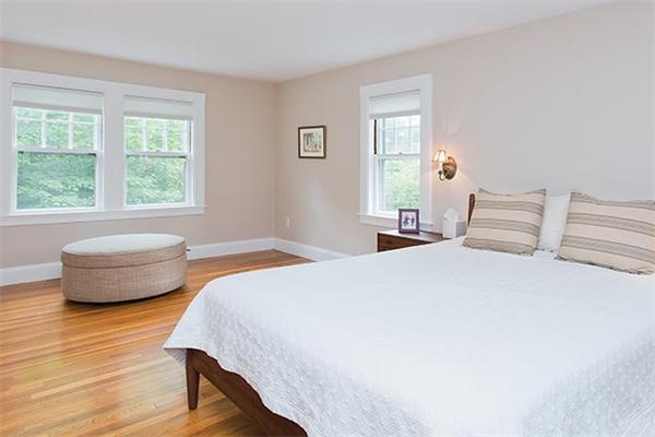 76 Moffat Road Newton, MA 02468 - Photo 6 of 8