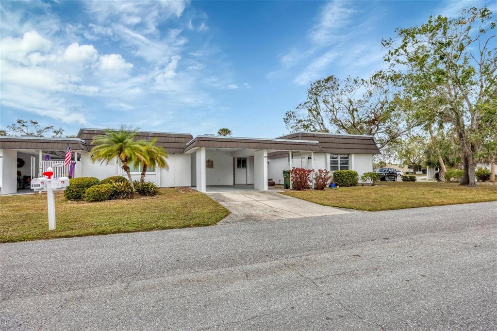 3904 Lakeside Road, Unit 174 Sarasota, FL 34232 - Photo 2 of 30 Gallery Image 2