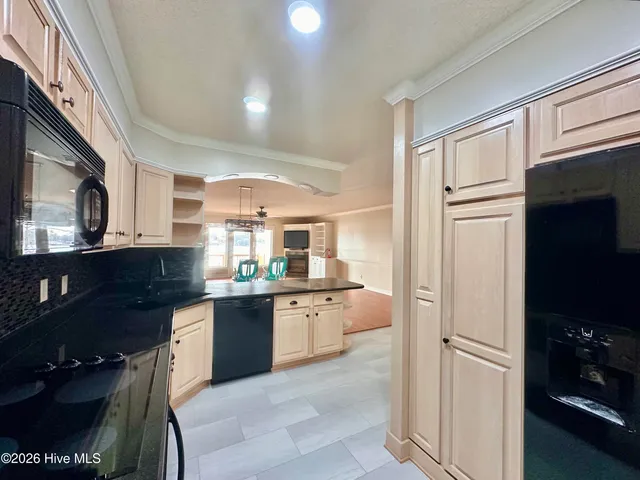 $439,000 | 7 Gardner Point Drive, Unit 7, Elizabeth City, NC 27921