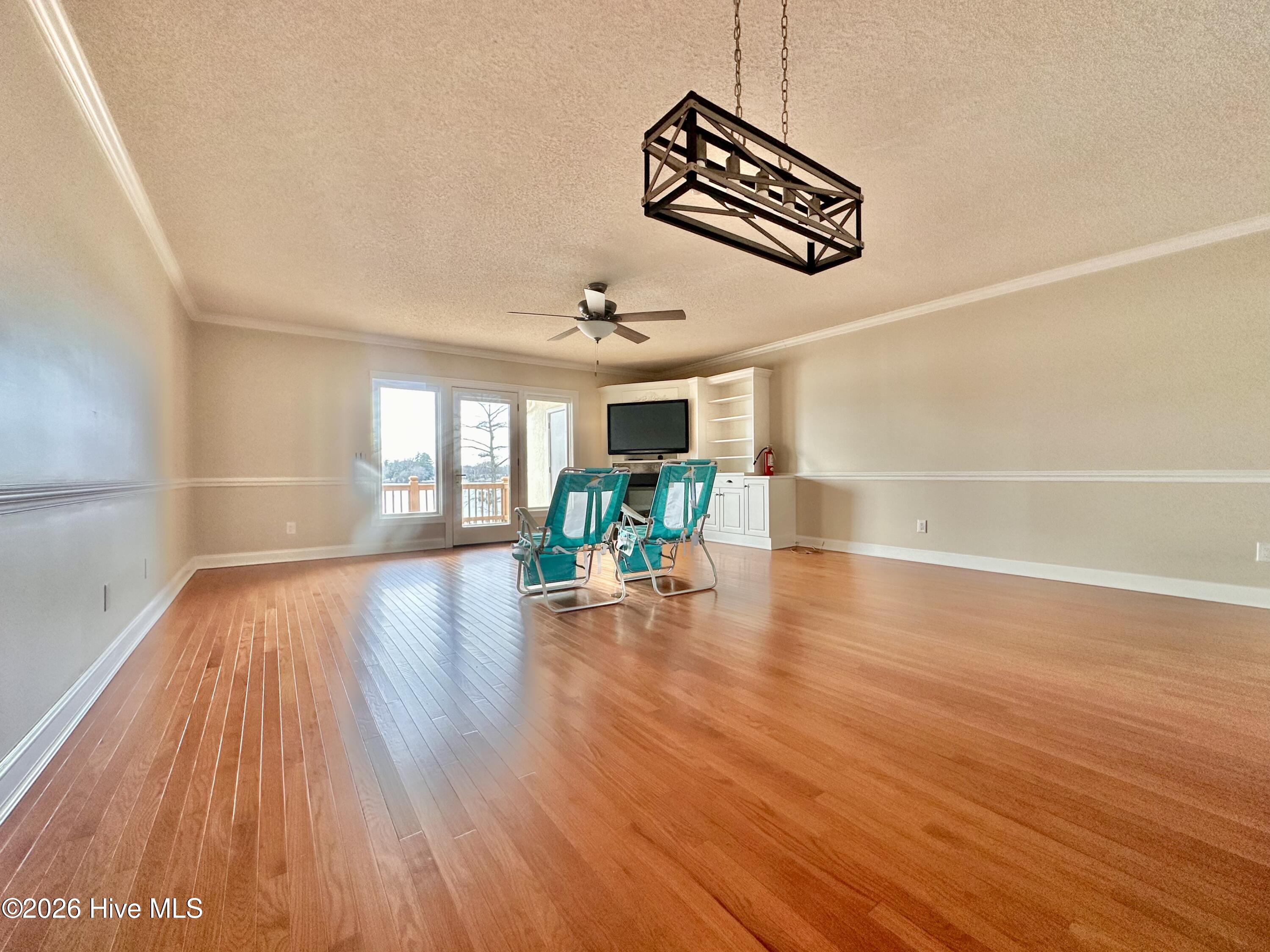 7 Gardner Point Drive, Unit 7 Elizabeth City, NC 27921 - Photo 3 of 40 Living Room