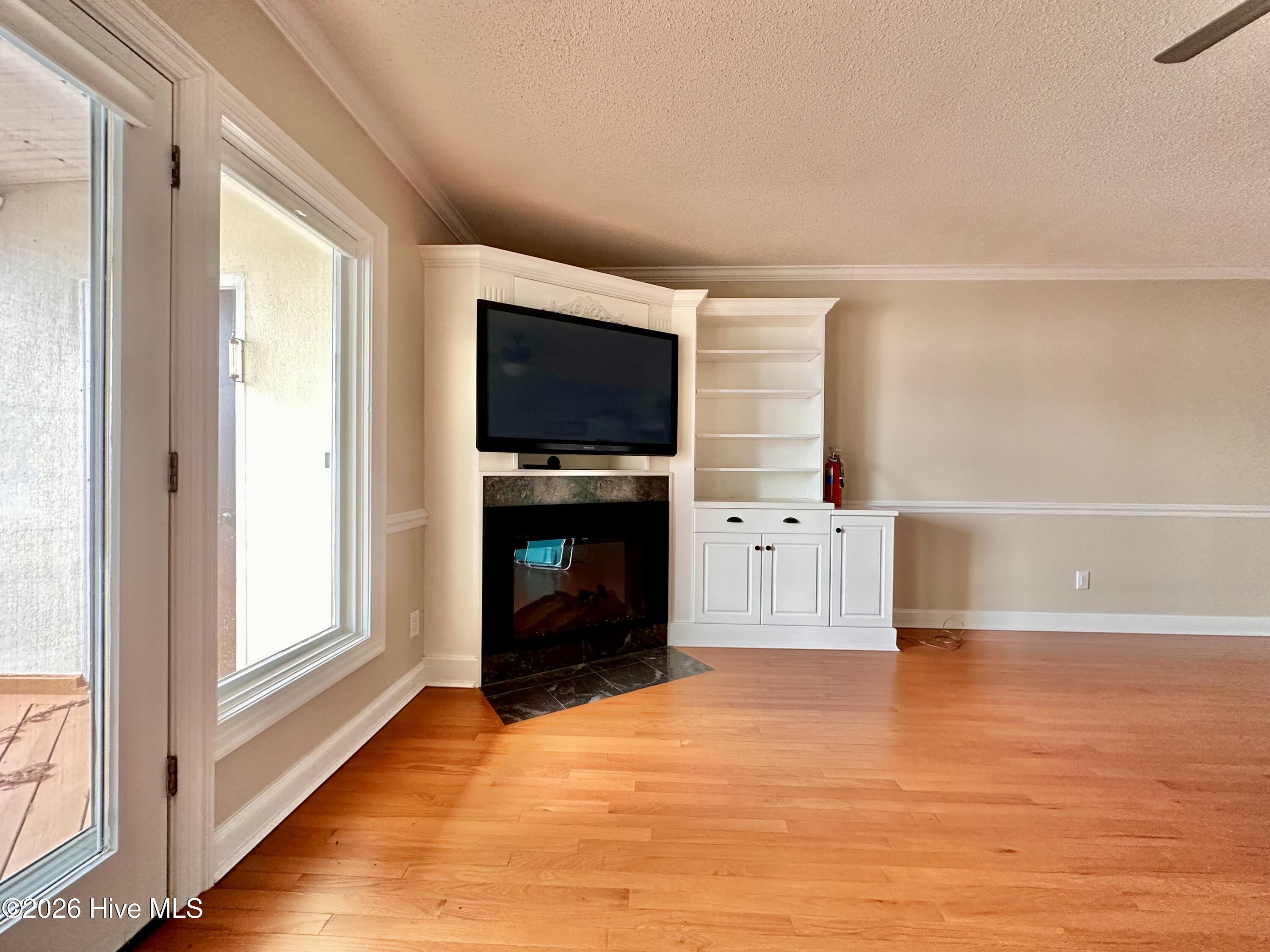 7 Gardner Point Drive, Unit 7 Elizabeth City, NC 27921 - Photo 4 of 40 Buit In Shelving
