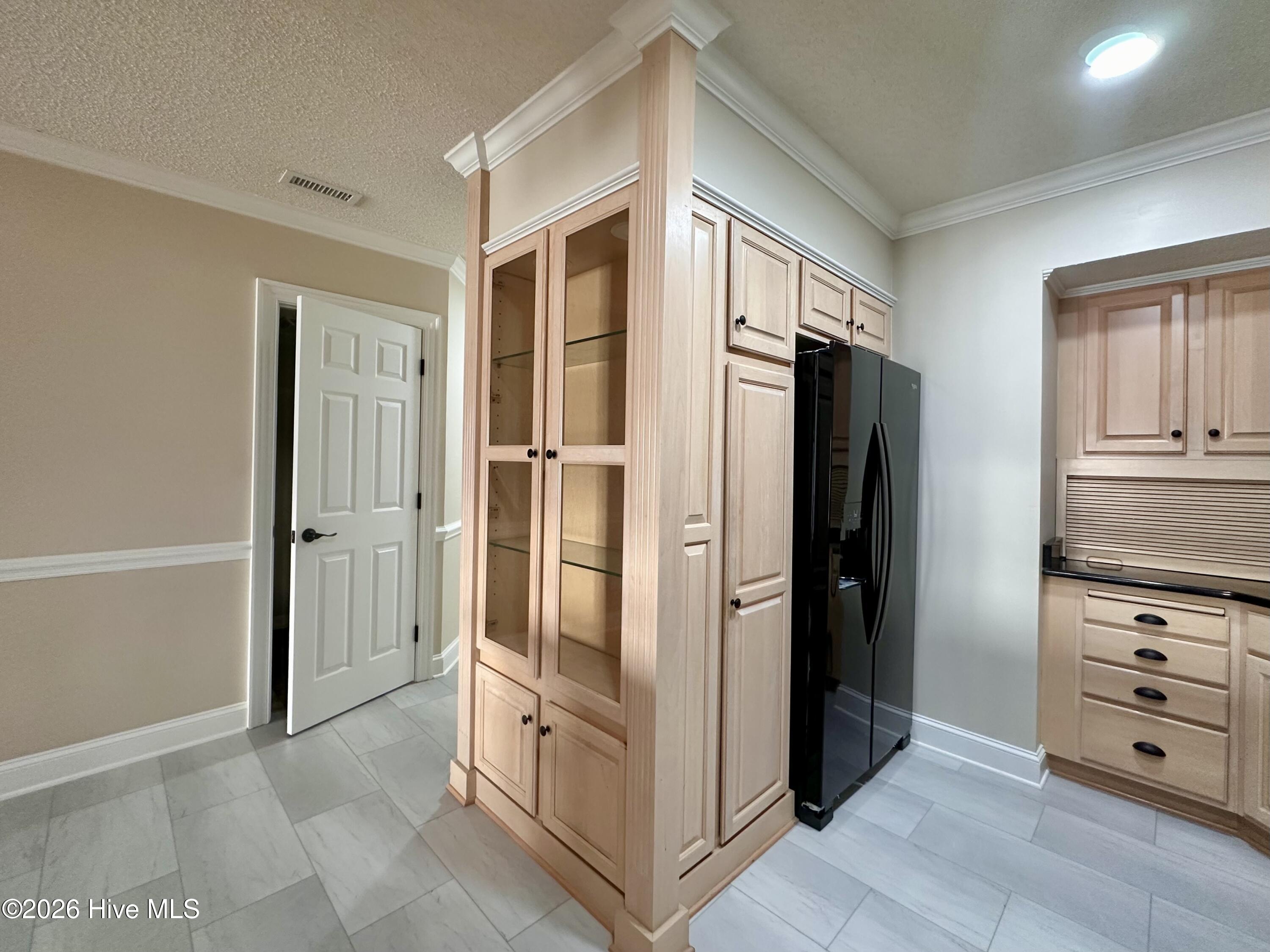 7 Gardner Point Drive, Unit 7 Elizabeth City, NC 27921 - Photo 8 of 40 Kitchen-Storage 2