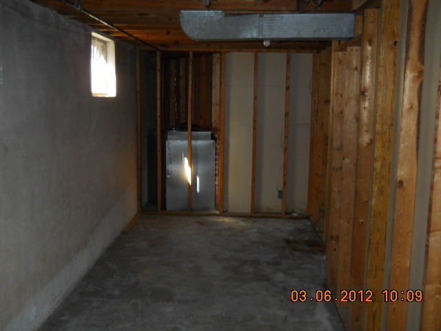 7076 Brookview Road Roanoke, VA 24019 - Photo 18 of 18 Lower Workroom