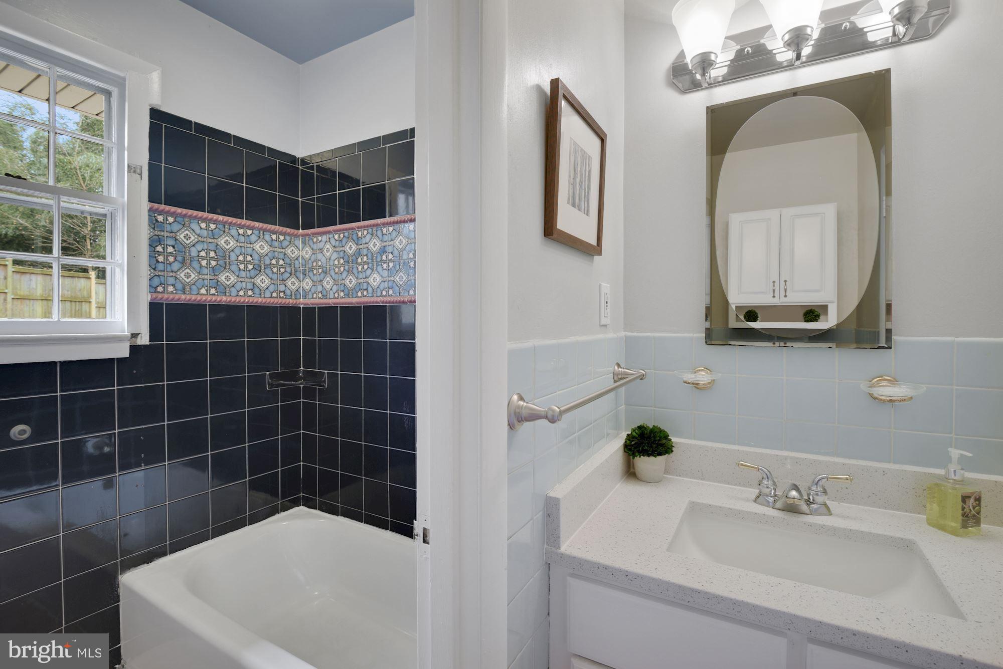 2916 Wilton Avenue Silver Spring, MD 20910 - Photo 14 of 45 TUB/SHOWER AREA THAT 2 HALF BATHS SHARE