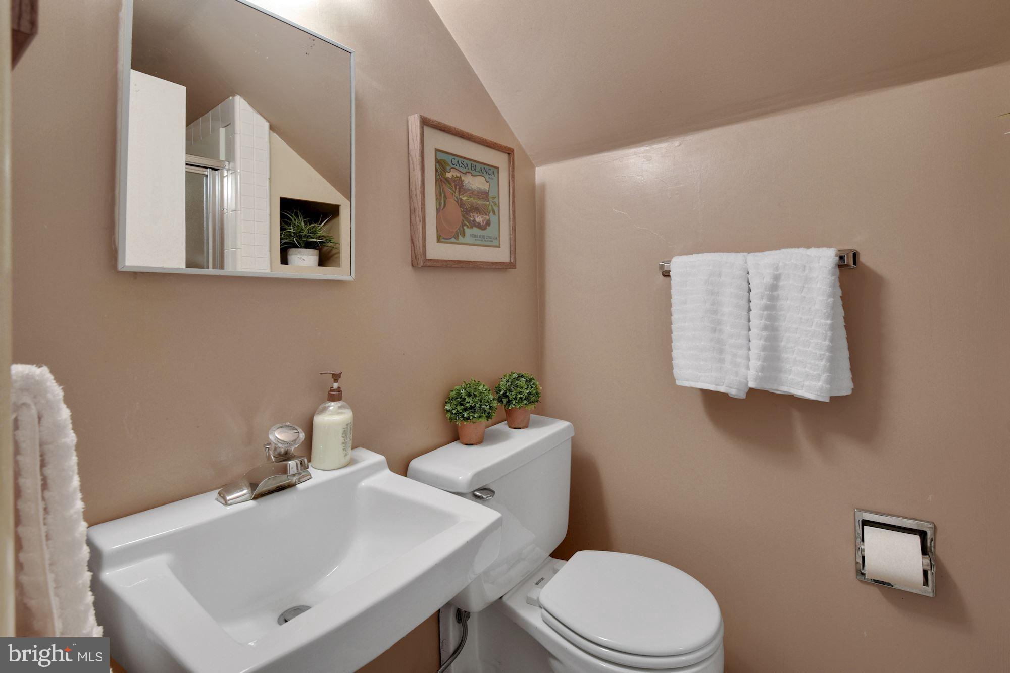 2916 Wilton Avenue Silver Spring, MD 20910 - Photo 20 of 45 FULL BATH OFF 4TH BEDROOM WITH SHOWER STALL