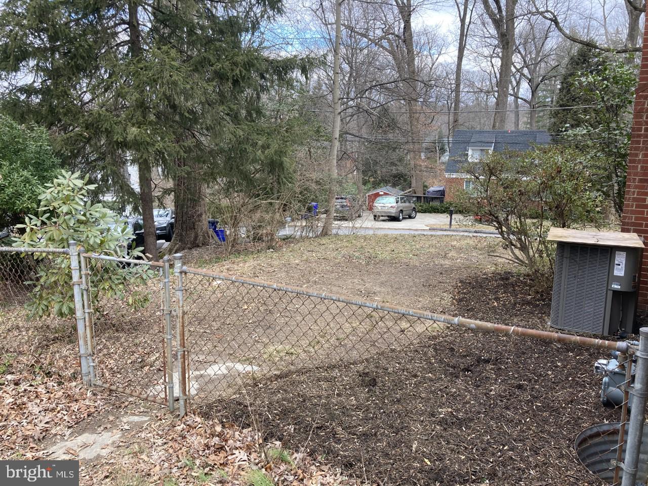 2916 Wilton Avenue Silver Spring, MD 20910 - Photo 32 of 45 VIEW OF SIDEYARD ON RIGHT SIDE OF HOUSE