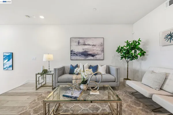 $999,000 | 5581 Dublin Boulevard, Dublin, CA 94568