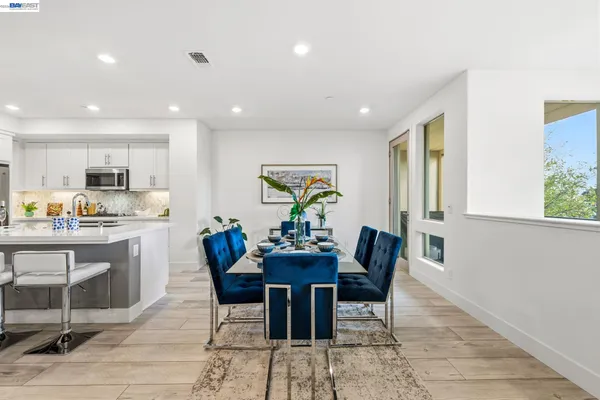 $999,000 | 5581 Dublin Boulevard, Dublin, CA 94568