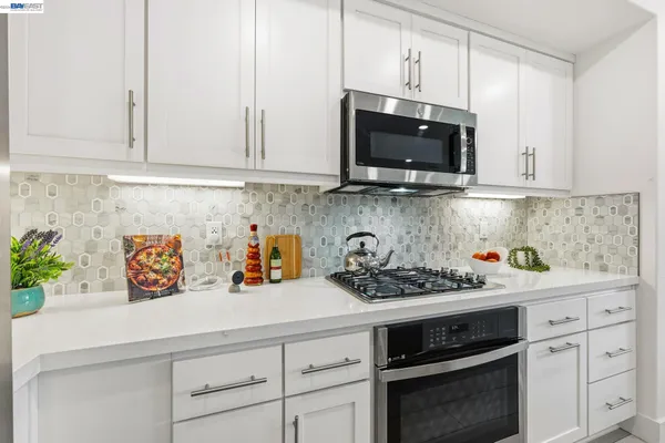 $999,000 | 5581 Dublin Boulevard, Dublin, CA 94568