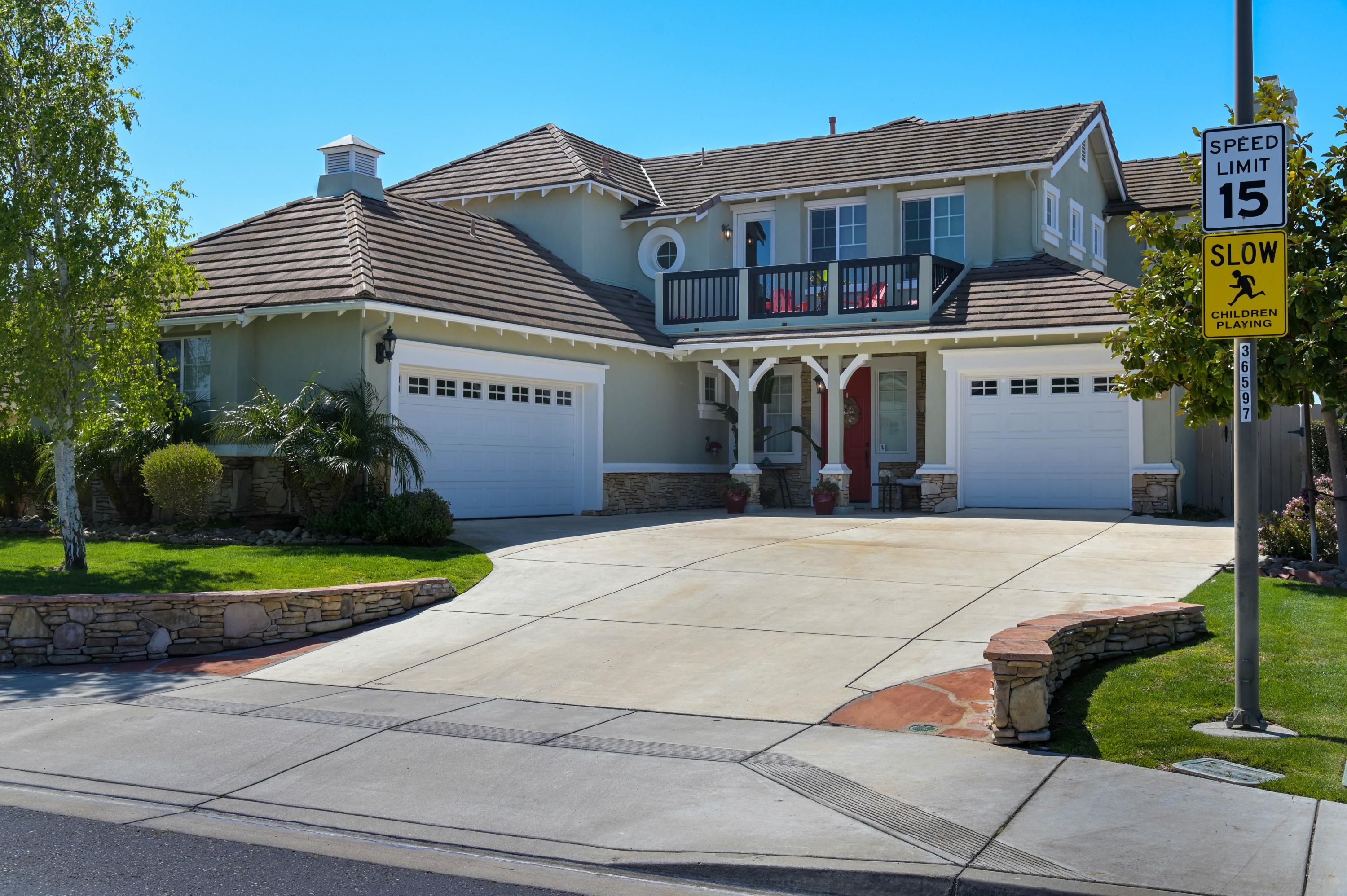 742 Tamarisk Drive Lompoc, CA 93436 - Photo 6 of 54 005_72980440
